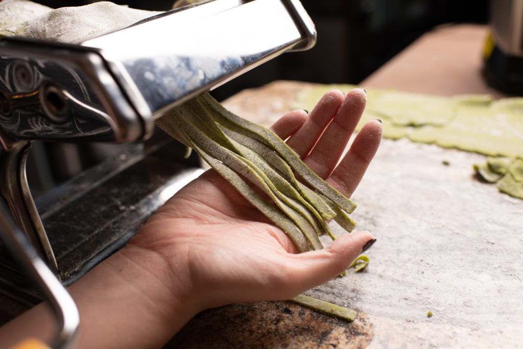 cut moringa noodles with pasta maker